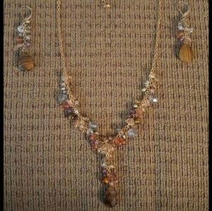 Avon Tigers Eye Necklace w/matching drop earrings